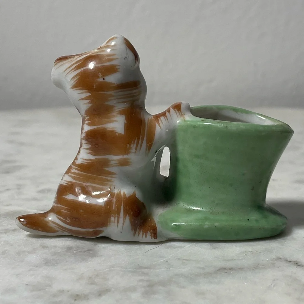 Vintage Puppy Dog & Top Hat Porcelain Toothpick Holder - Made in Occupied Japan - Picture 3 of 4
